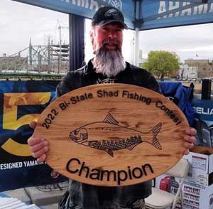 2022 Bi-State Shad Fishing Contest Champion Bill Gordon